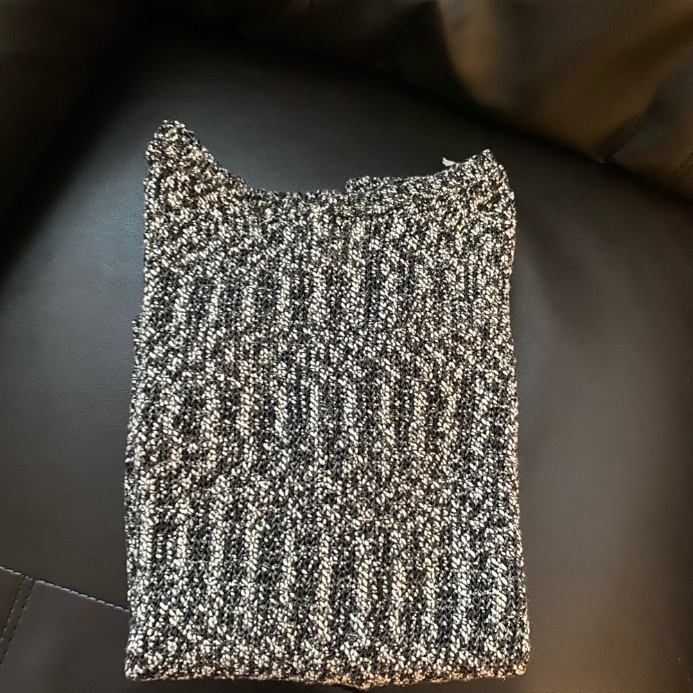 Loft Sweater - Picture 2 of 3